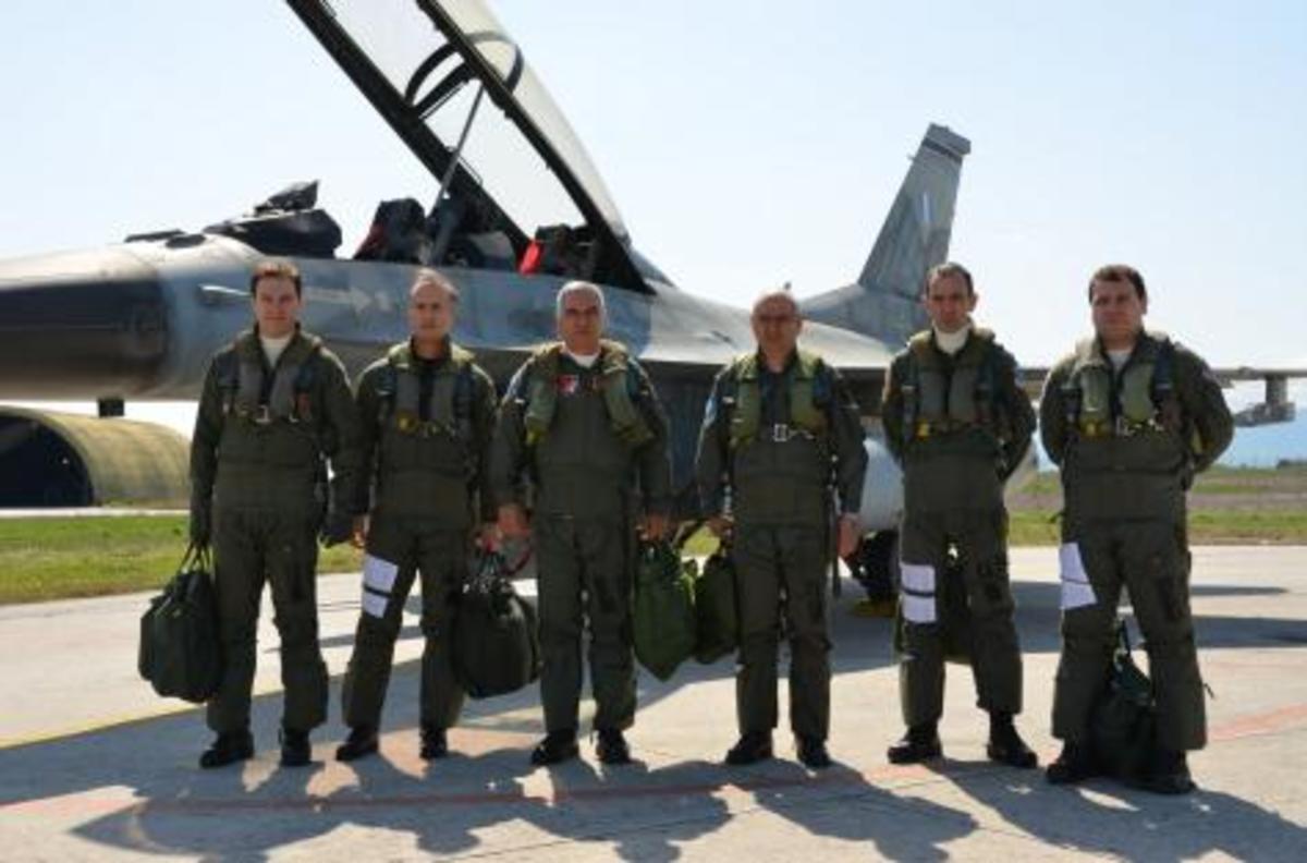 Πτήση Κωσταράκου με Mirage 2000 στο Καστελόριζο