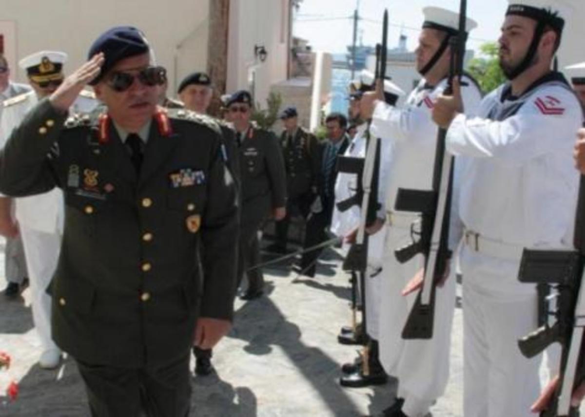 Ανοιχτή διαφωνία του Α/ΓΕΕΘΑ Μ.Κωσταράκου με τα κυβερνητικά σενάρια