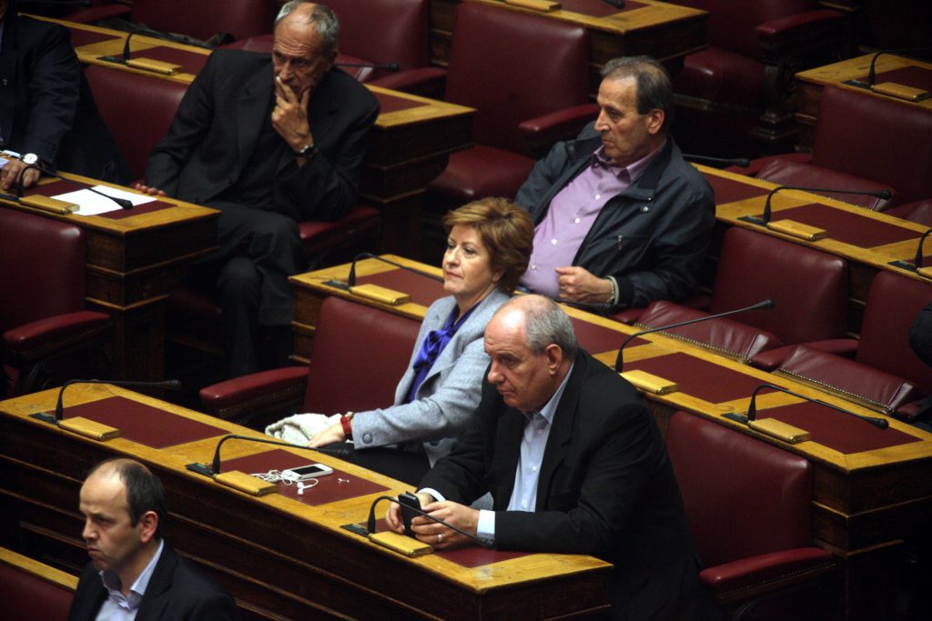 ΑΝ.ΕΛ: Ο Κώστας Σημίτης είναι εδώ και τον έφερε η Ν.Δ.