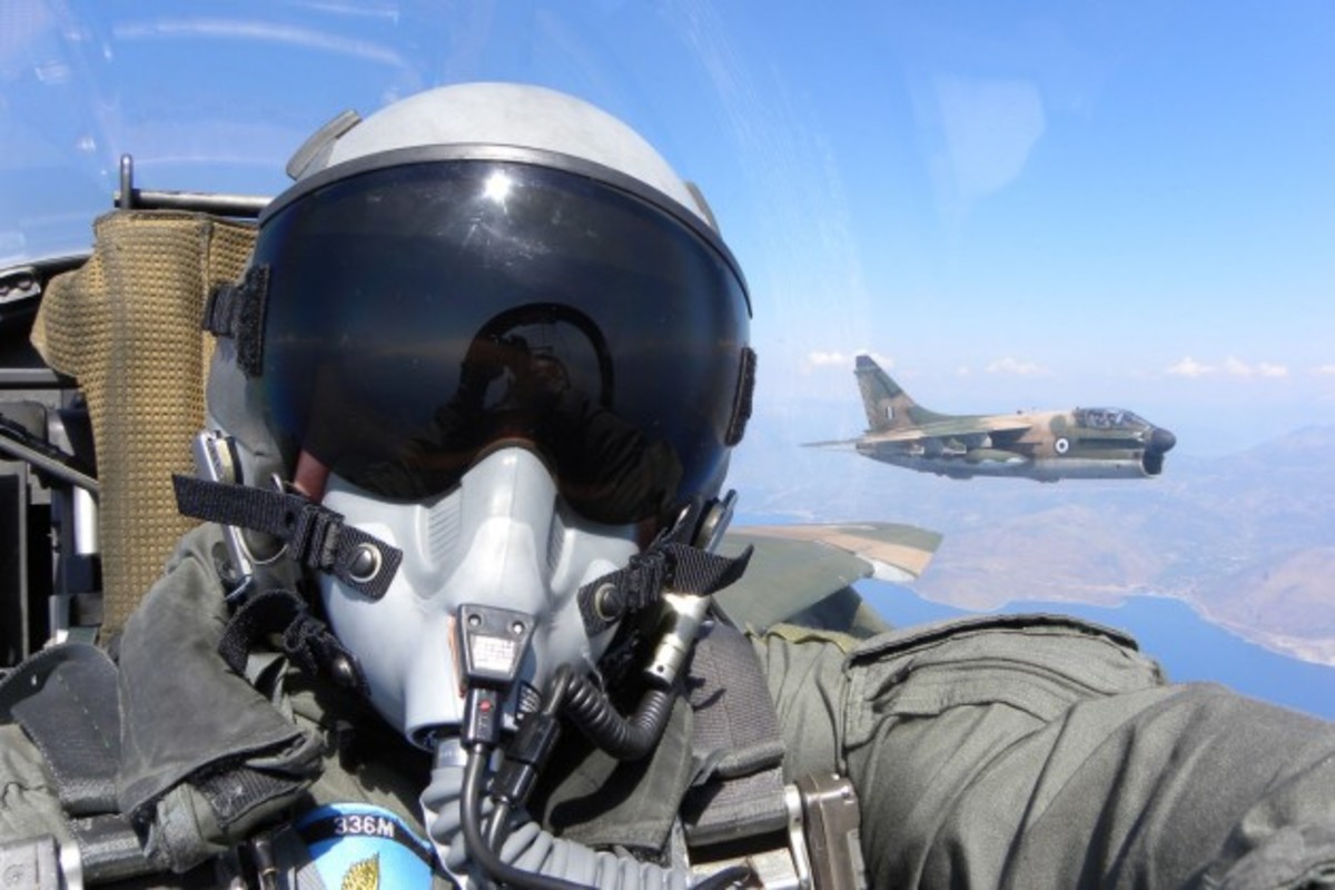 “Φεύγει” το αεροσκάφος που “έσκιζε” τα κύματα! ΒΙΝΤΕΟ