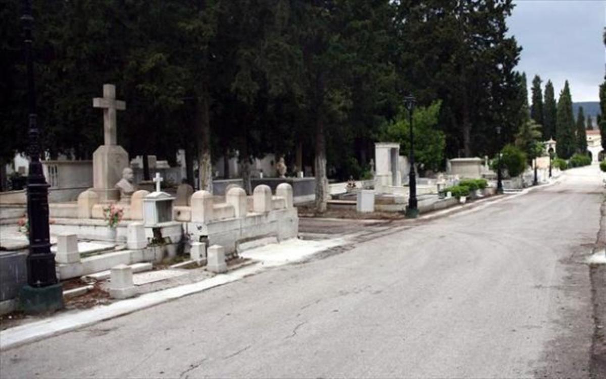 Γιατί φυτεύουν κυπαρίσσια στα νεκροταφεία;