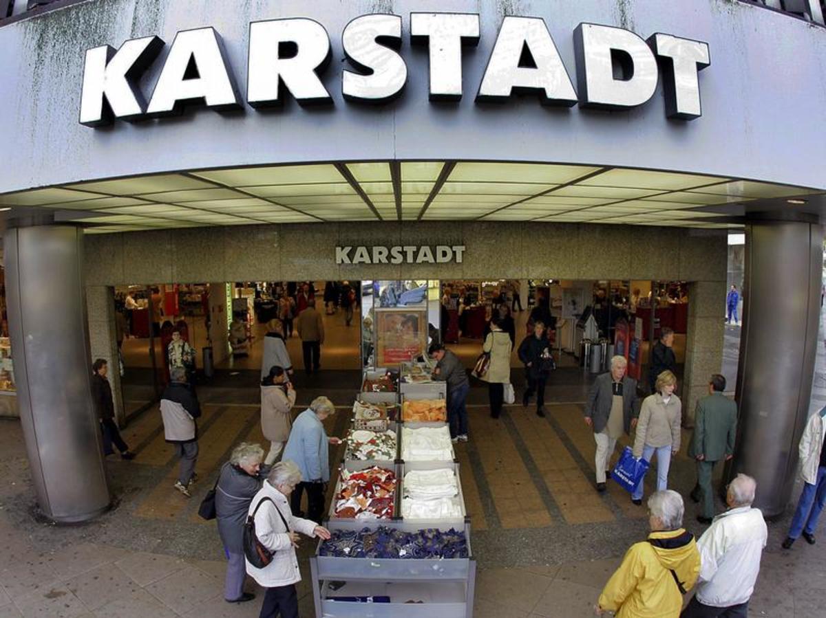 Η γερμανική εταιρεία Karstadt θα απολύσει 2.000 υπαλλήλους