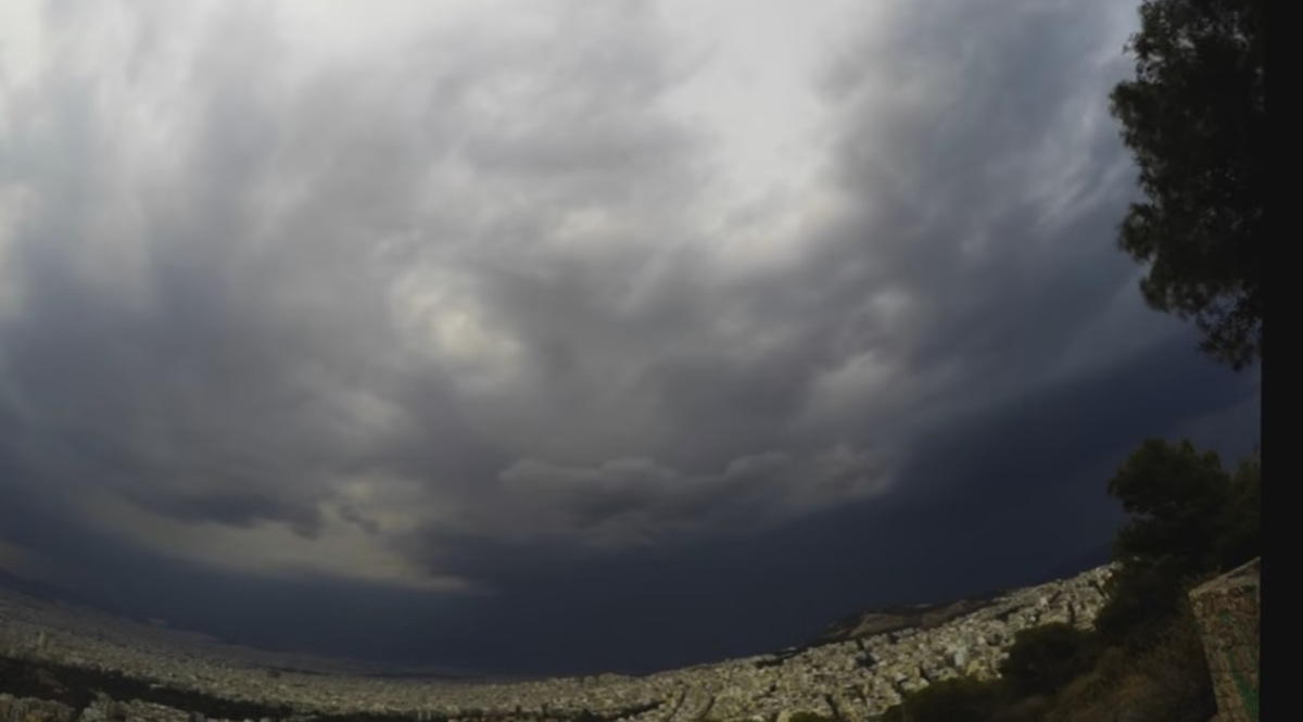 Καιρός: Συγκλονιστικό βίντεο του Αστεροσκοπείου της Αθήνας από τη χθεσινή σφοδρή καταιγίδα!