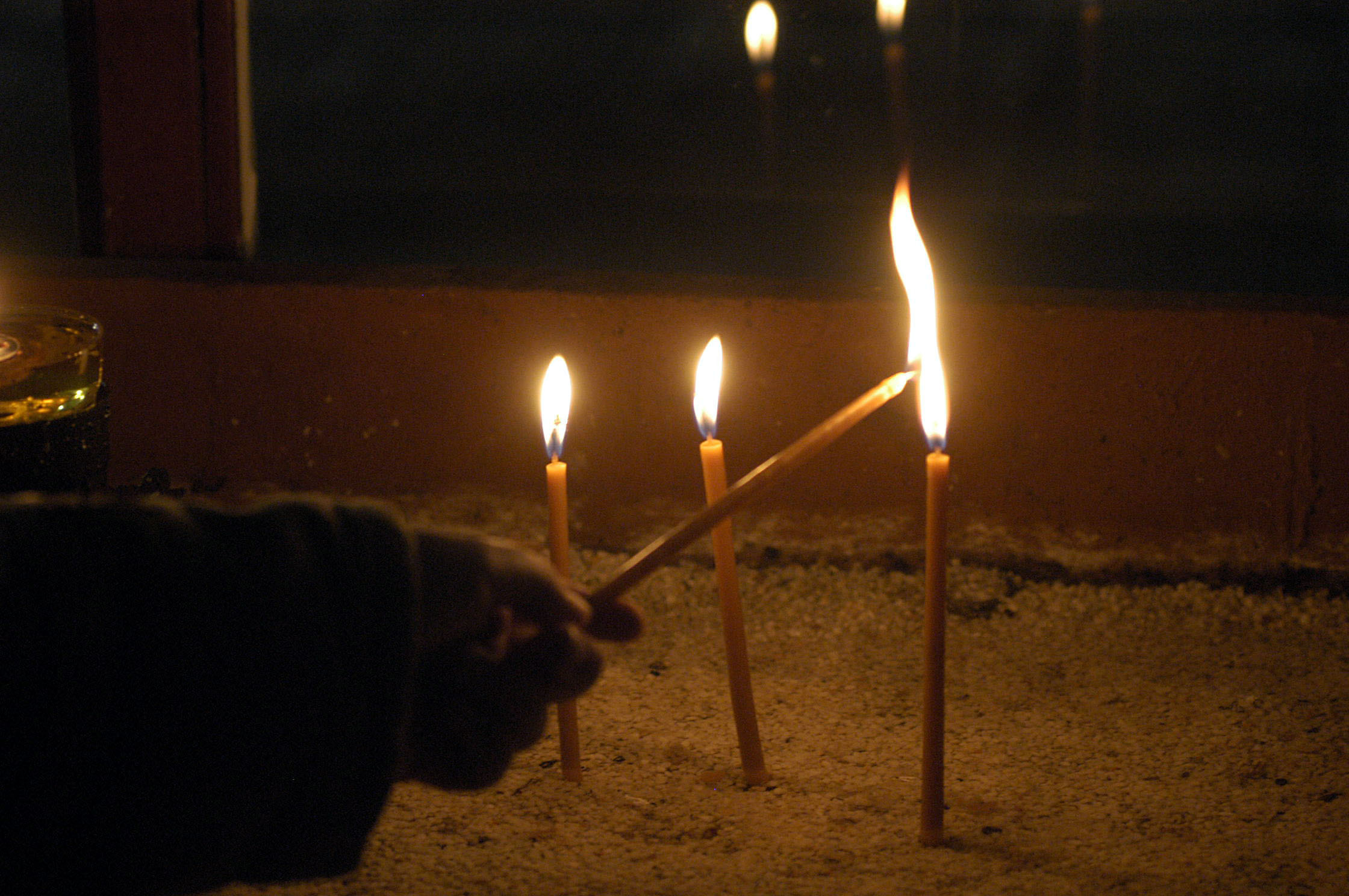 Εκατοντάδες πιστοί σε λειτουργία στα Κατεχόμενα