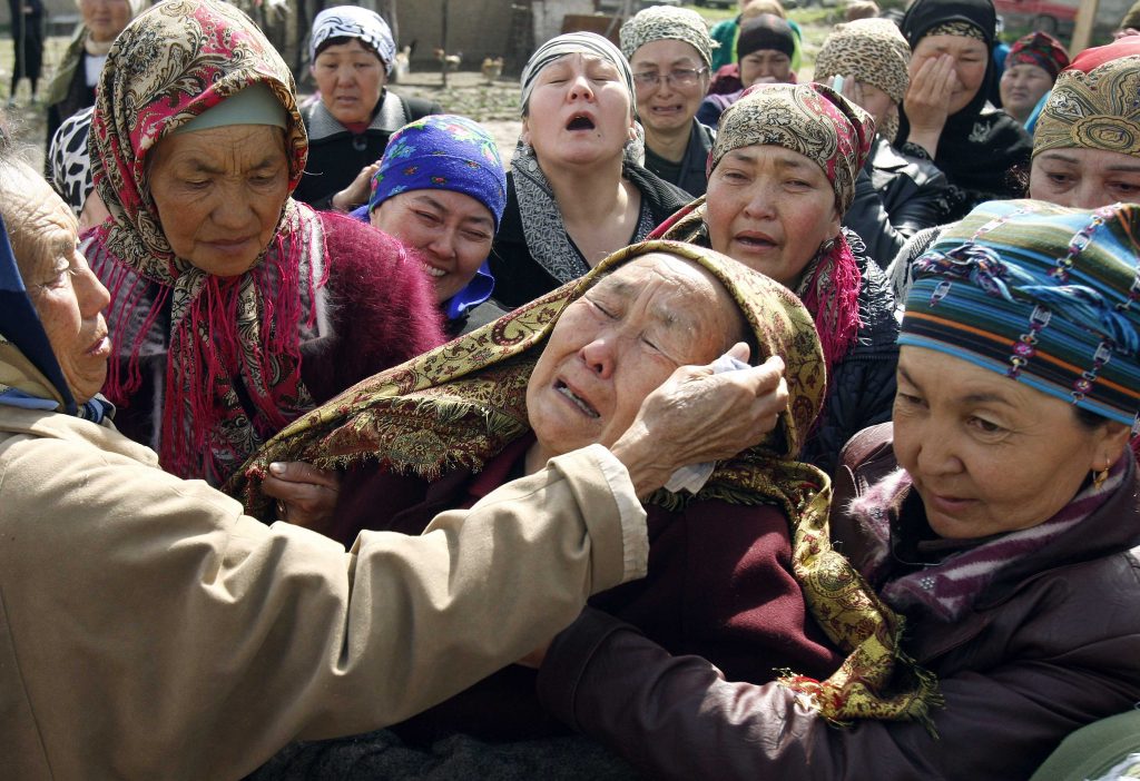 Στους 81 επισήμως οι νεκροί στο Κιργιστάν