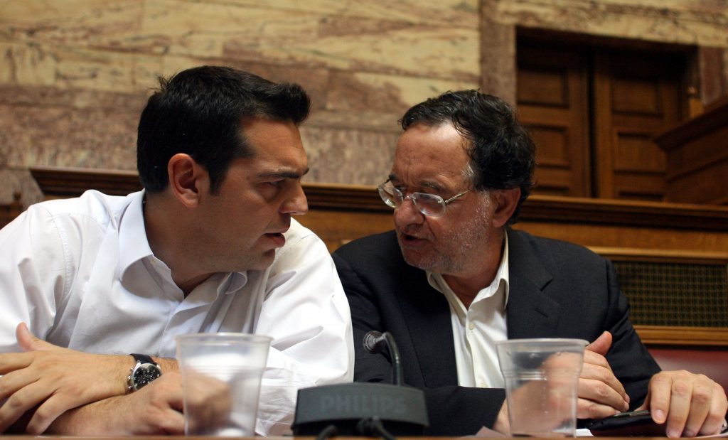 Εσωκομματική γκρίνια στο ΣΥΡΙΖΑ – Για “μνημονιακή στροφή” κατηγορούν τον Τσίπρα