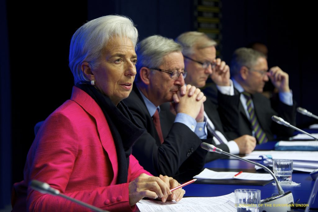 Απειλή ΔΝΤ: Λύση τη Δευτέρα ή κούρεμα