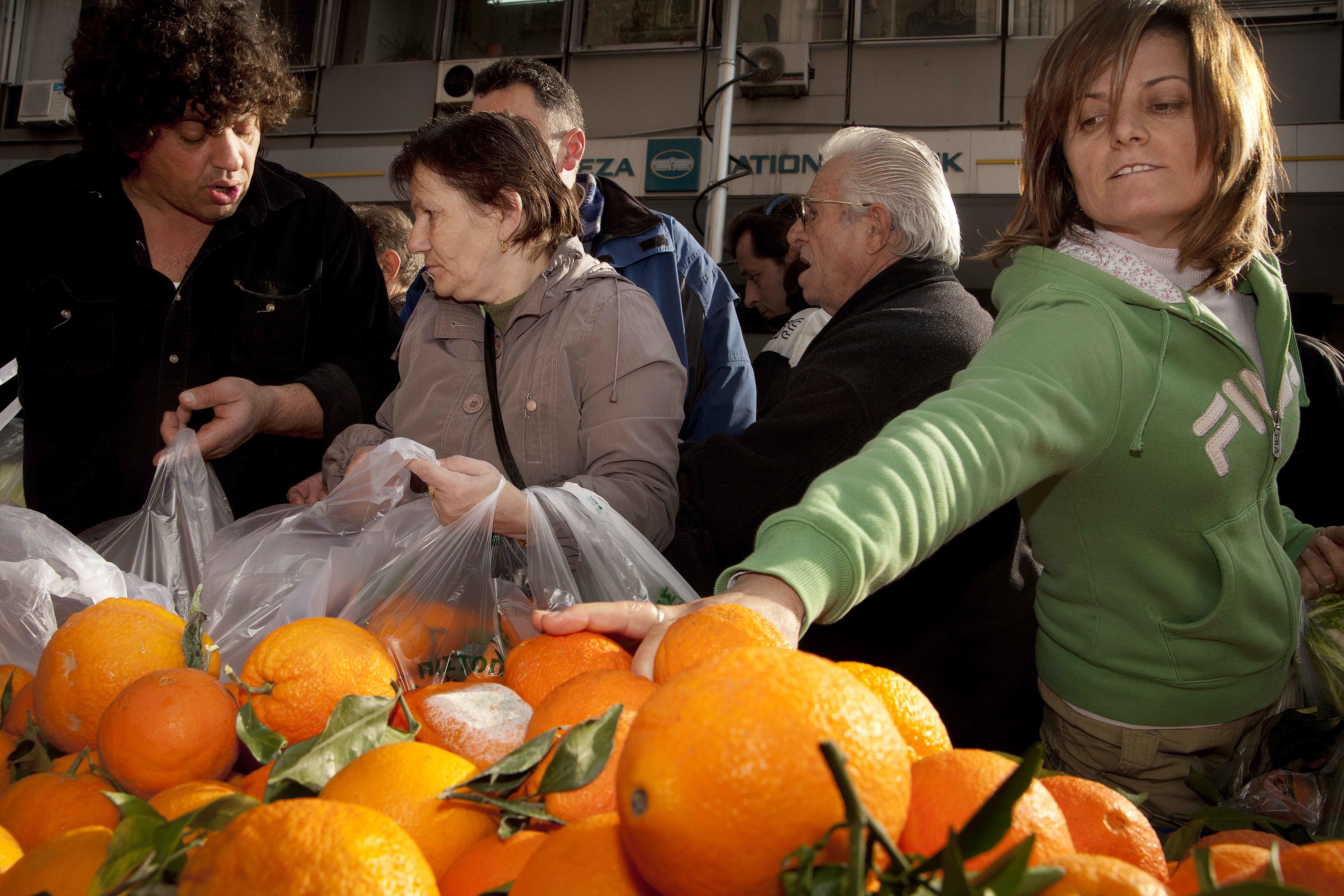 Διαθέσιμο το εβδομαδιαίο δελτίο τιμών λιανικής με επικρατούσες τιμές 30% χαμηλότερες