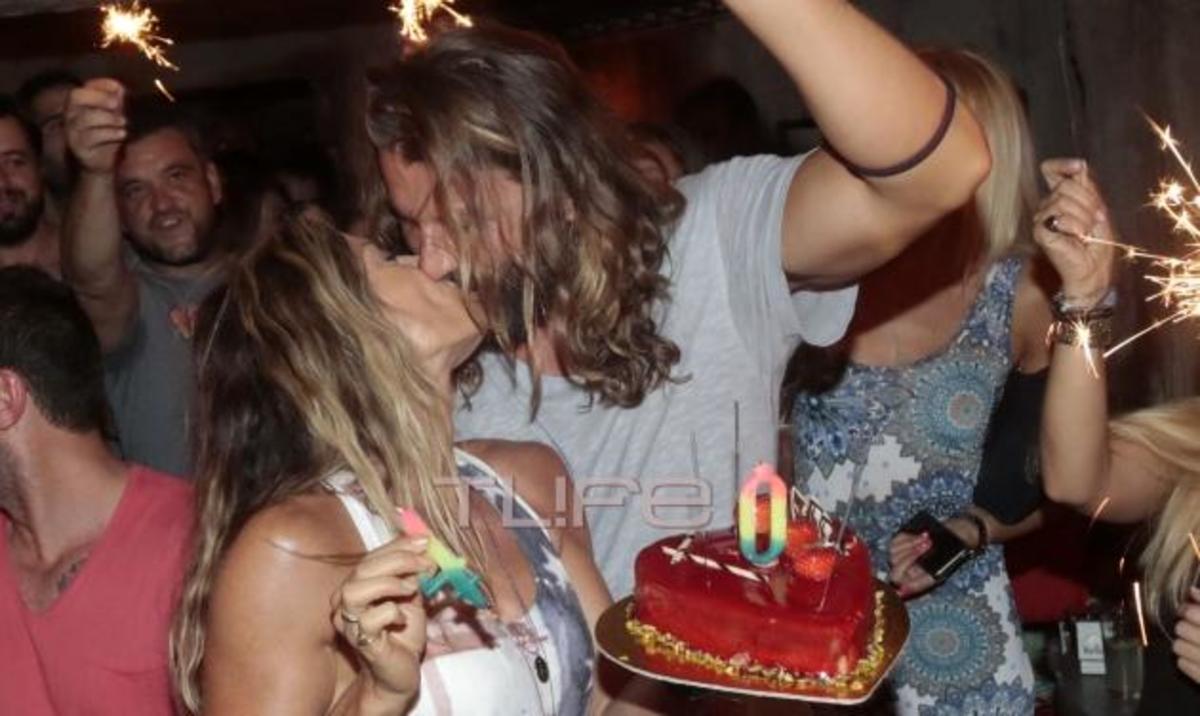 Κατερίνα Λάσπα – Νεκτάριος Νικολόπουλος: Ερωτευμένοι όσο ποτέ στα γενέθλια του επιχειρηματία!