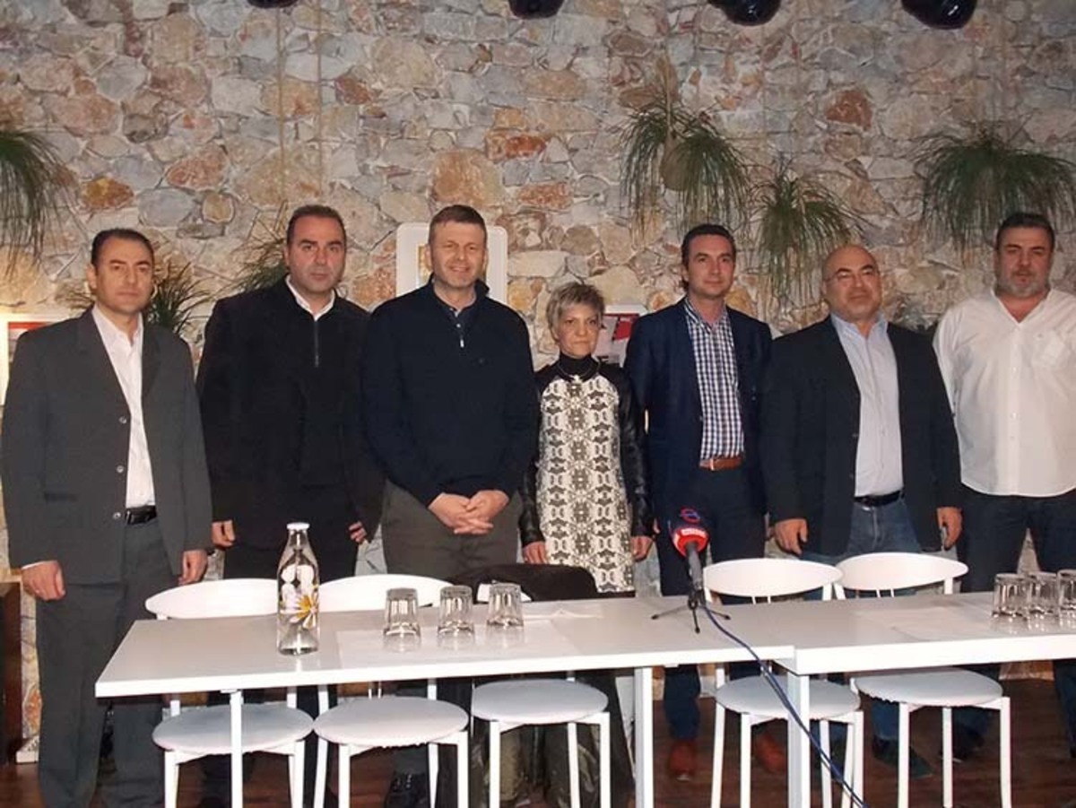 ΦΩΤΟ από το onlarissa
