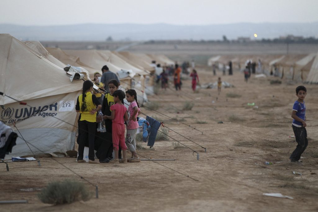 Η ΕΕ καλεί τη Βηρυτό να μην απελάσει Σύρους πρόσφυγες στη Συρία