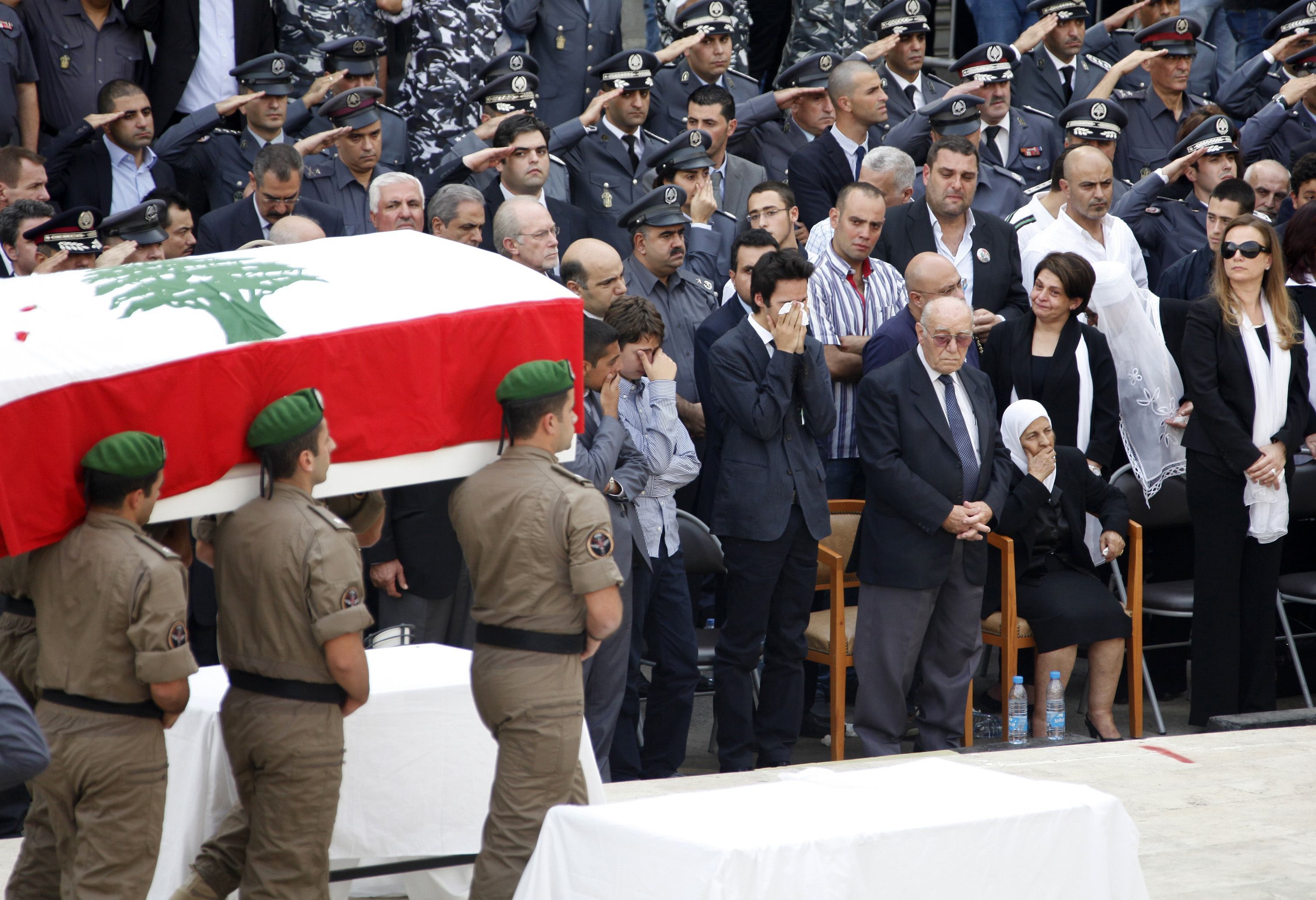 Λίβανος: Βίαια επεισόδια μετά την ταφή του Ουίσαμ αλ Χάσαν