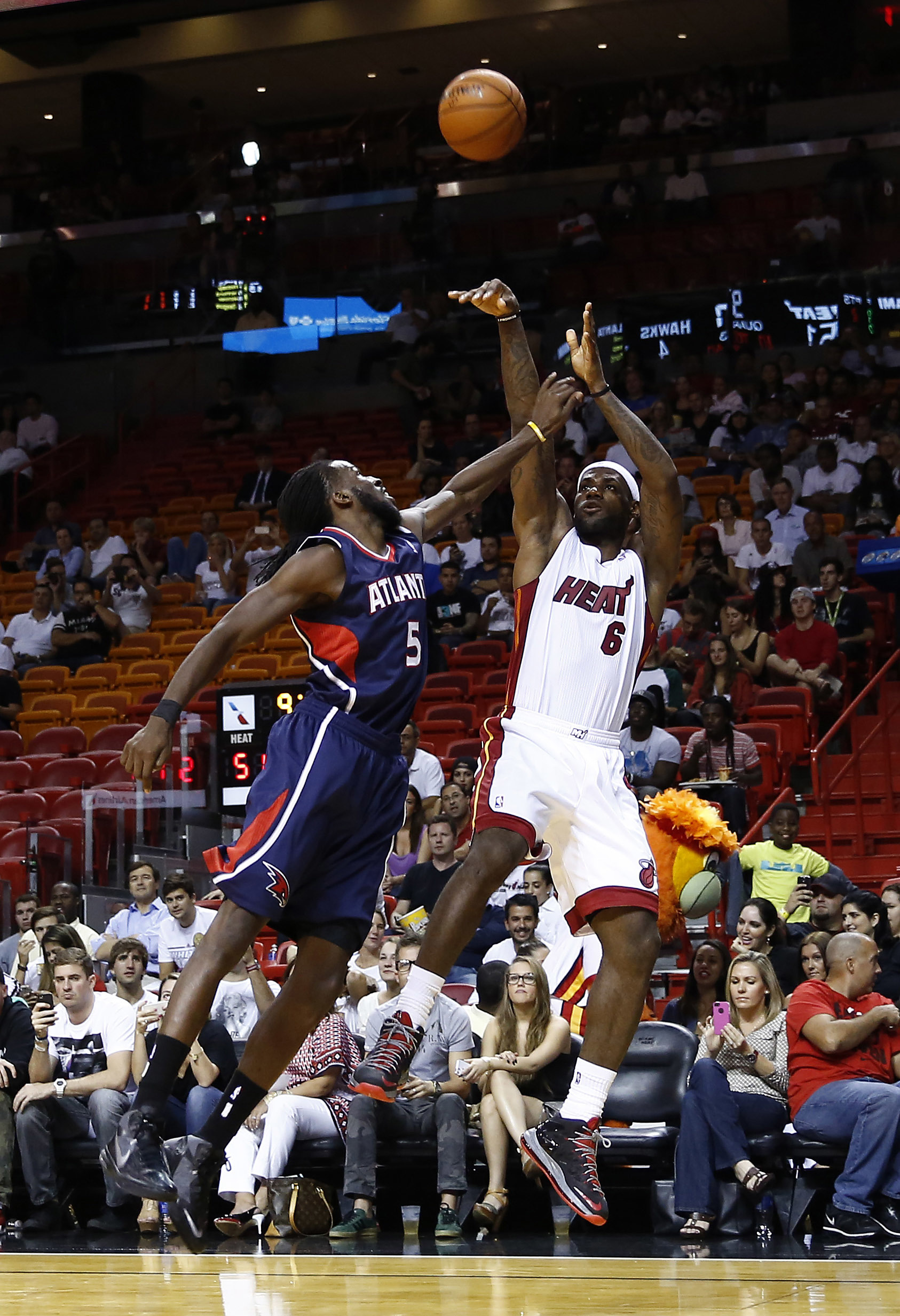 AMERICAN AIRLINES ARENA