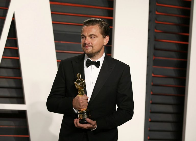 Με ποια hot ξανθιά γιόρτασε το Όσκαρ στη σουίτα του ο Leonardo DiCaprio!