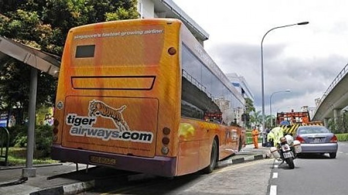 Οδηγός λεωφορείου λιποθυμάει και οι επιβάτες του παίρνουν τον έλεγχο του οχήματος! – ΒΙΝΤΕΟ
