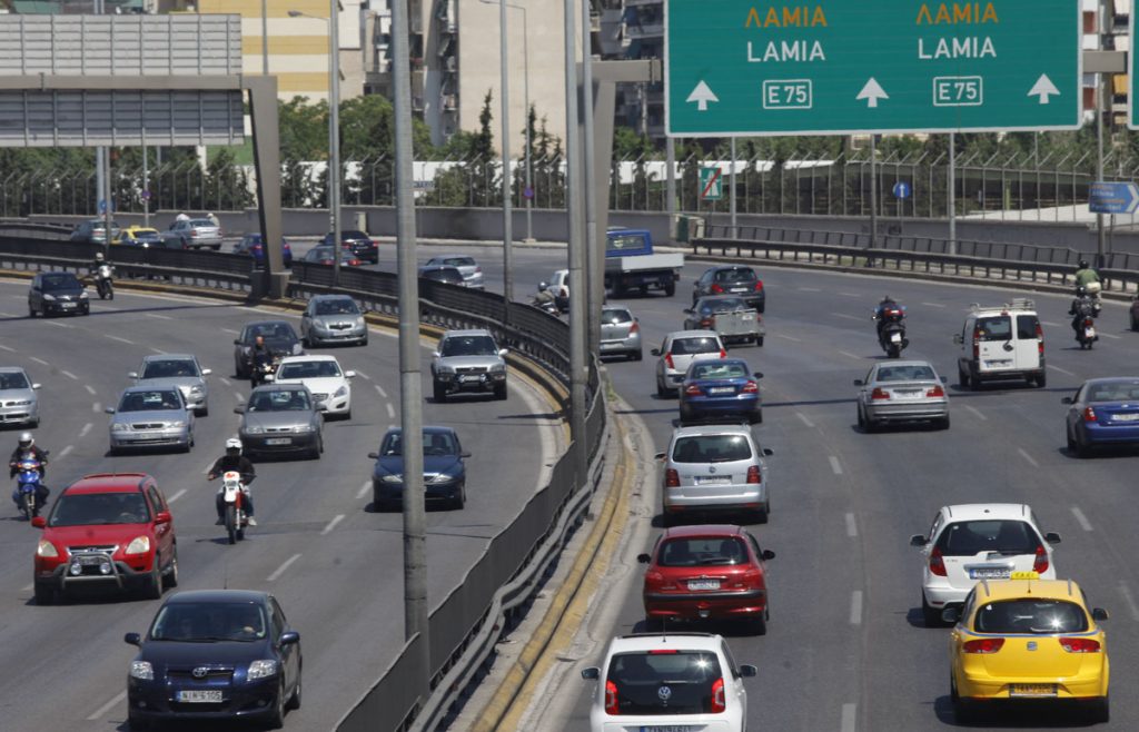 Εγκαθιστούν αντιθορυβικά στη Λεωφόρο Κηφισού