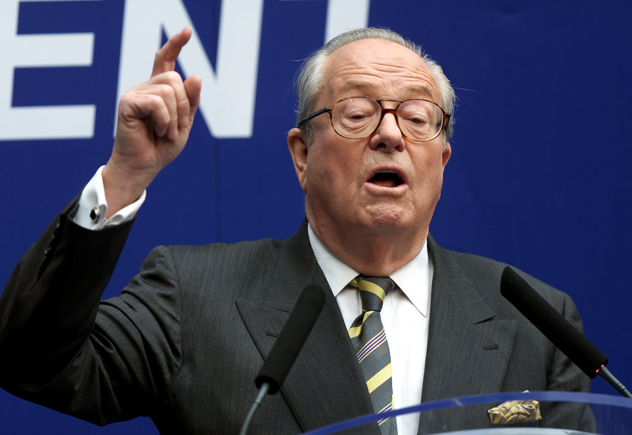 Ζαν Μαρί Λε Πεν: “Ατύχημα” οι επιθέσεις στη Νορβηγία