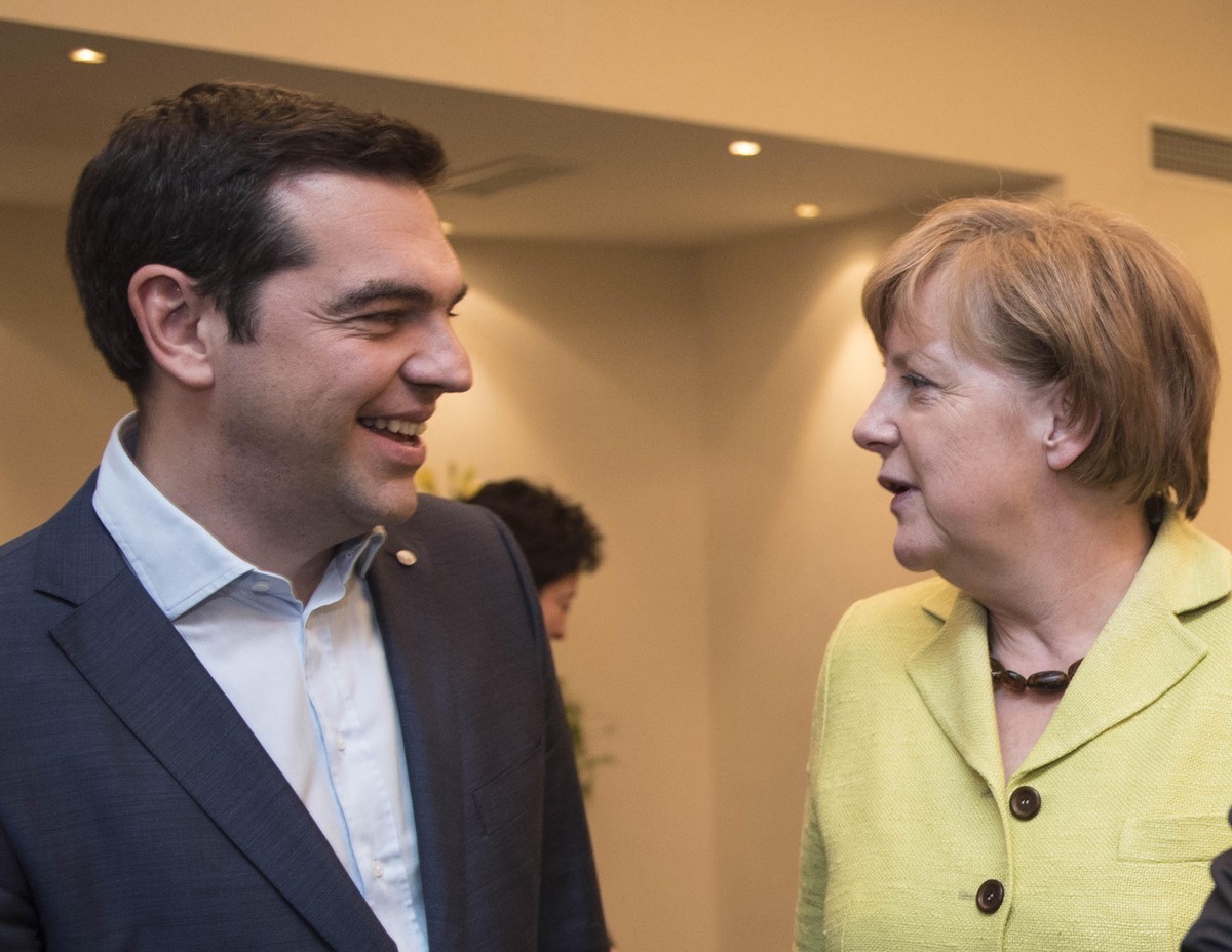 FAZ: H Μέρκελ θέλει να σώσει τον Τσίπρα – Τον βρίσκει συμπαθητικό – Το σχέδιό της για μείωση του ελληνικού χρέους!