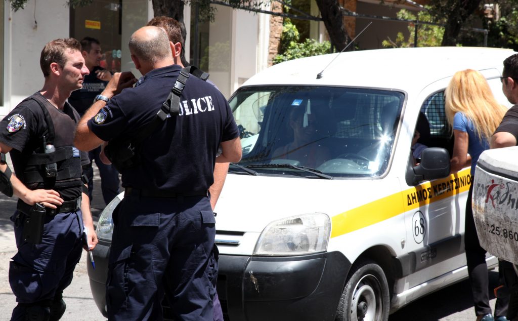 Τον έστειλαν στο νοσοκομείο για λίγα ευρώ