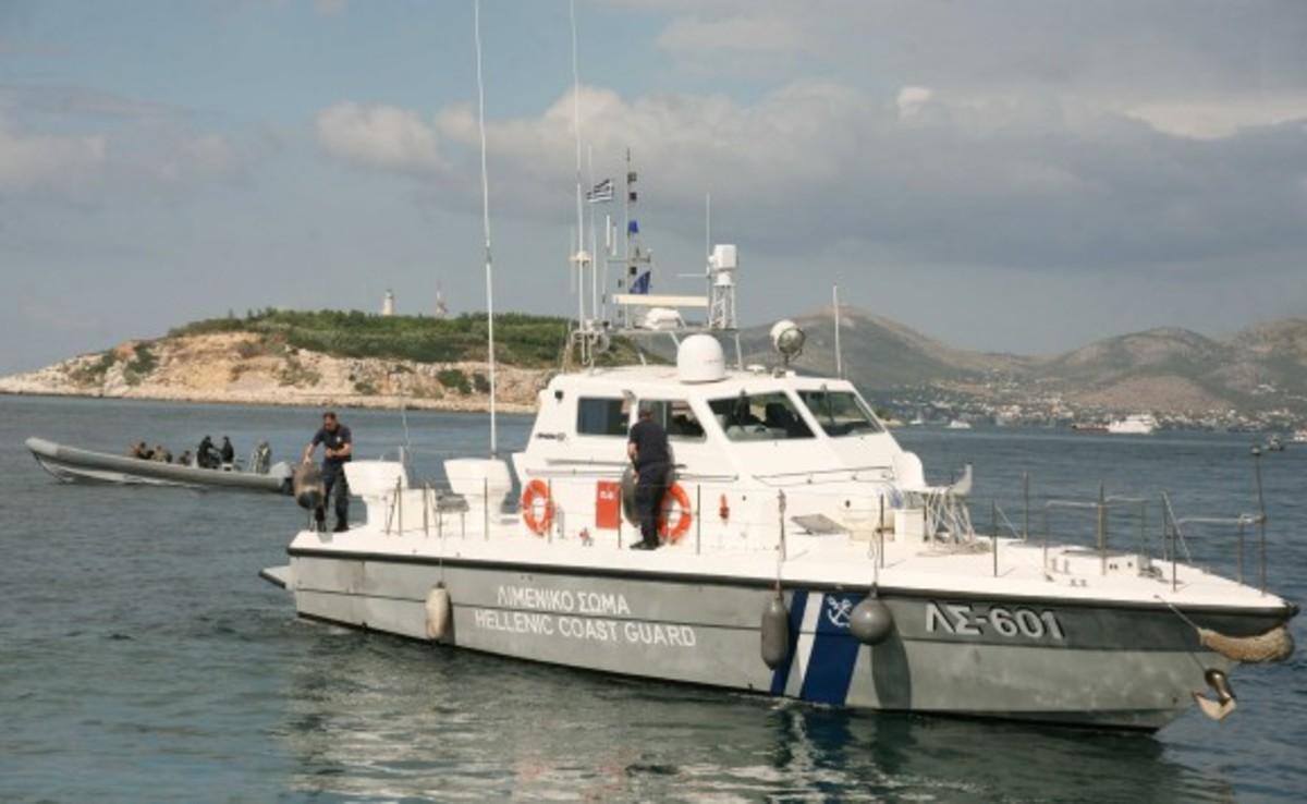 Σώοι πέντε ναυτικοί μετά από ναυάγιο ανοιχτά της Καρπάθου – Πληροφορίες για έναν αγνοούμενο
