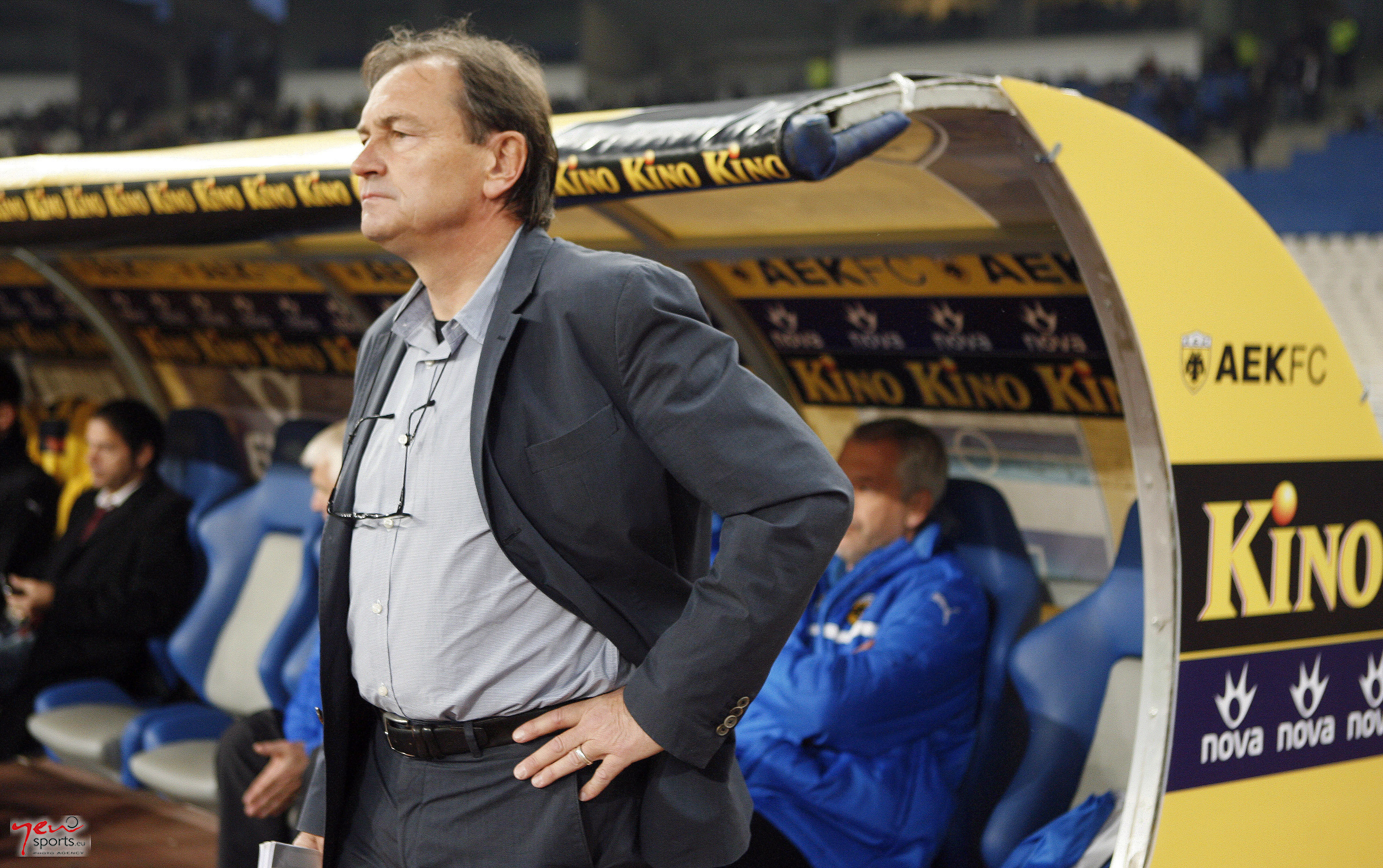 Ενίσχυση στο κέντρο ψάχνει η ΑΕΚ – Θέλει να…δέσει Μπουγαΐδη-Βλάχο