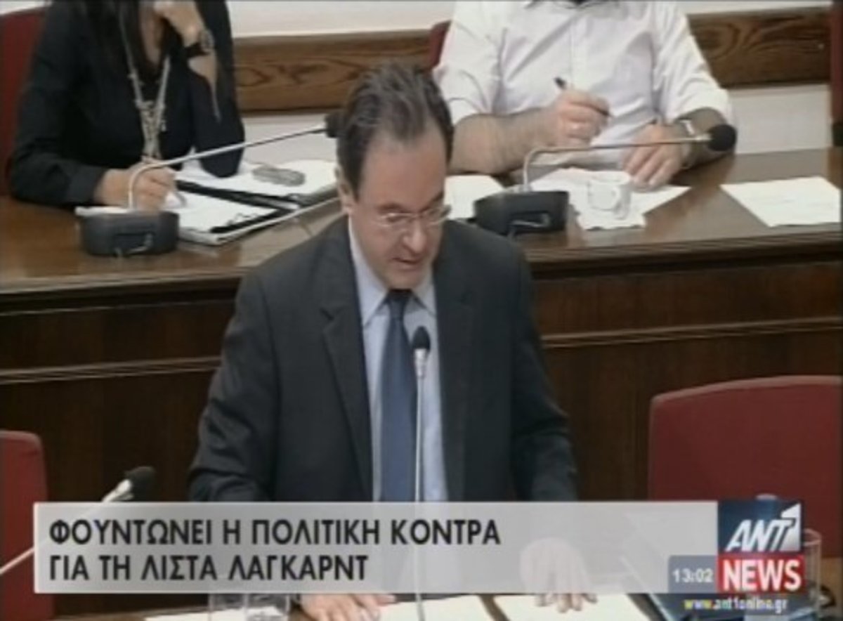 Φουντώνει η κόντρα