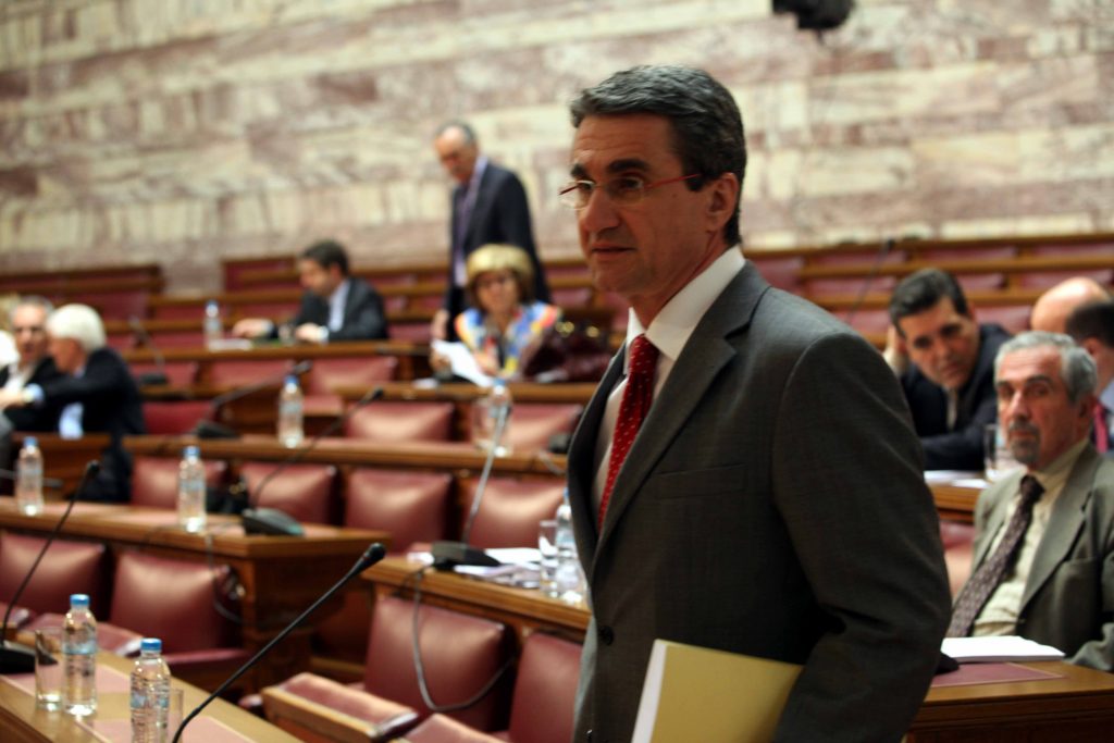 “Χωρίς παρέμβαση το 2015 δεν θα υπάρχει σύνταξη”