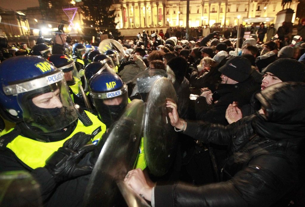 Φοιτητικές διαδηλώσεις και σήμερα στο Λονδίνο – Ψηφίζεται στη Βουλή η αύξηση των διδάκτρων