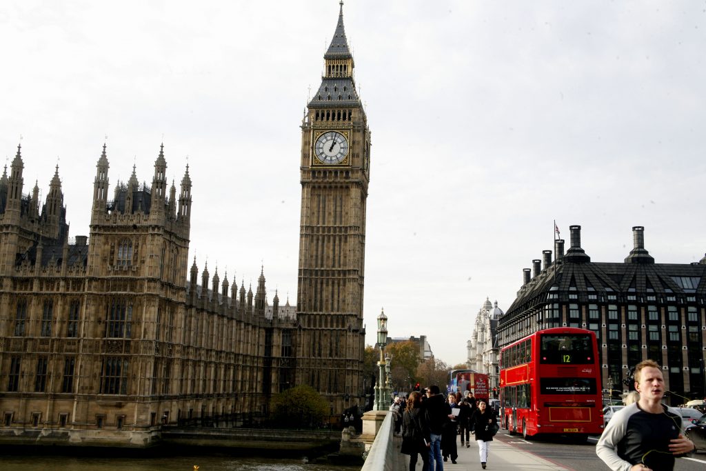 Σύρμα! Έρχονται οι φραγκάτοι απ’ την Ελλάδα