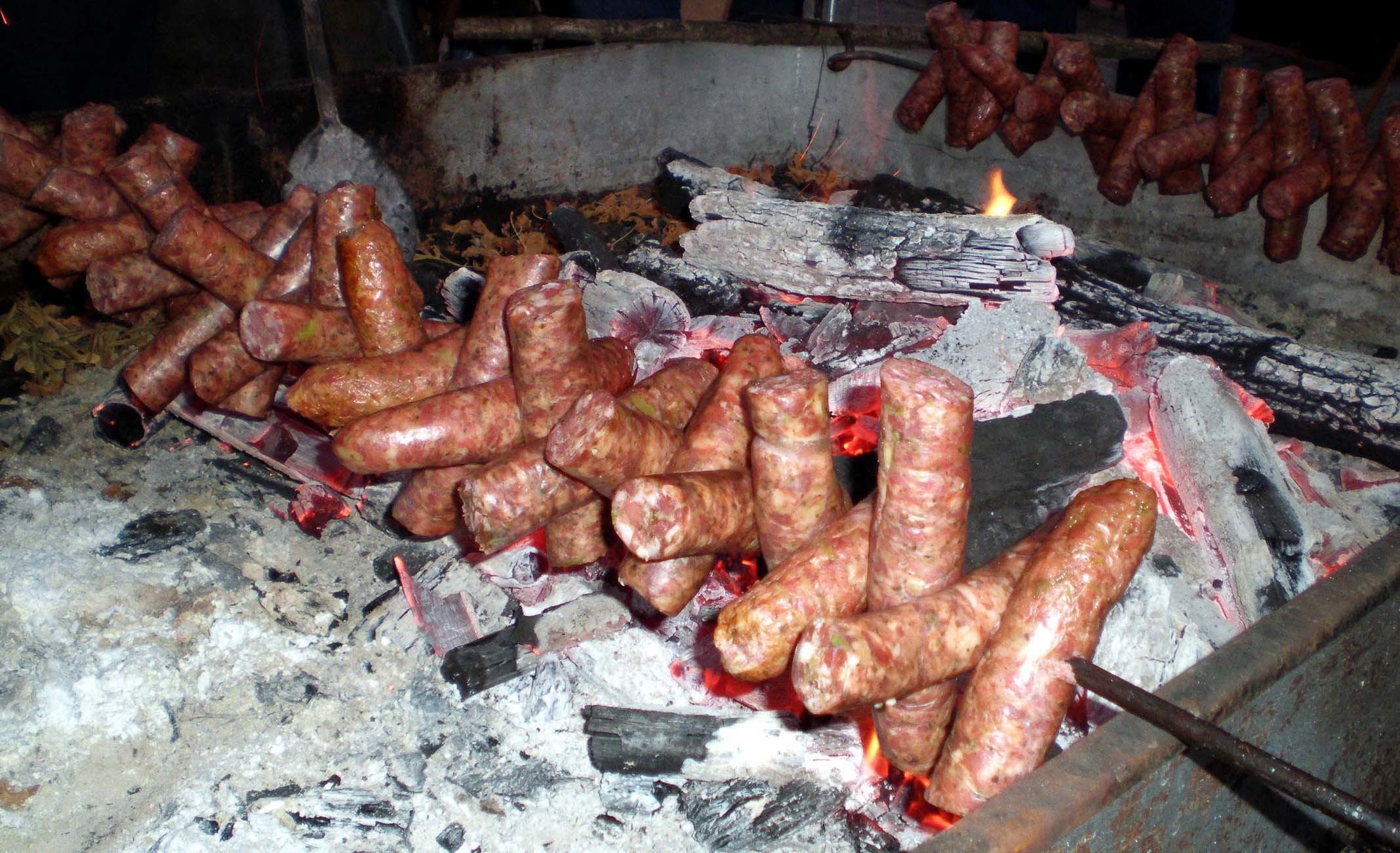 Ο ΕΦΕΤ αποσύρει τρικαλινά λουκάνικα