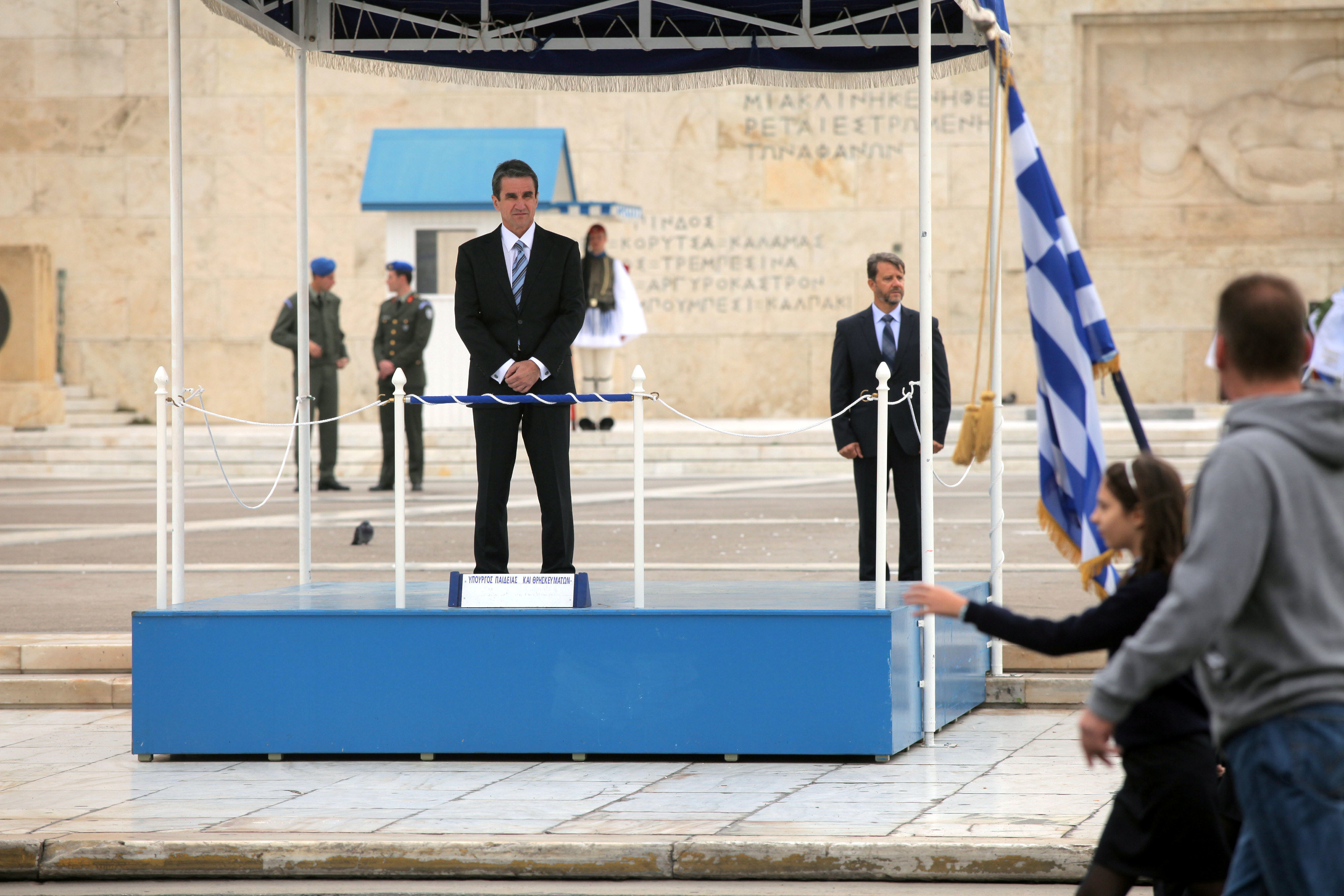 Λοβέρδος για την απουσία του από την Δοξολογία: Φταίει κάποιος υπάλληλος!