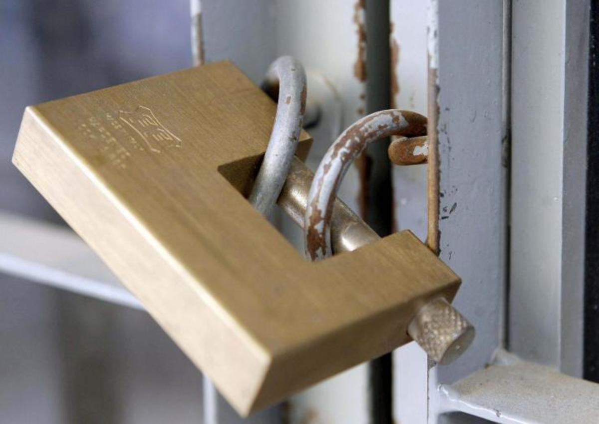 Ο θάνατος του εμποράκου η κατάργηση του αφορολόγητου