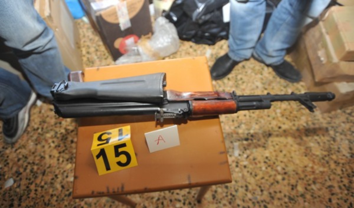 Μια απαγωγή, ένας ηλεκτρολόγος και το οπλοστάσιο στη Λούτσα