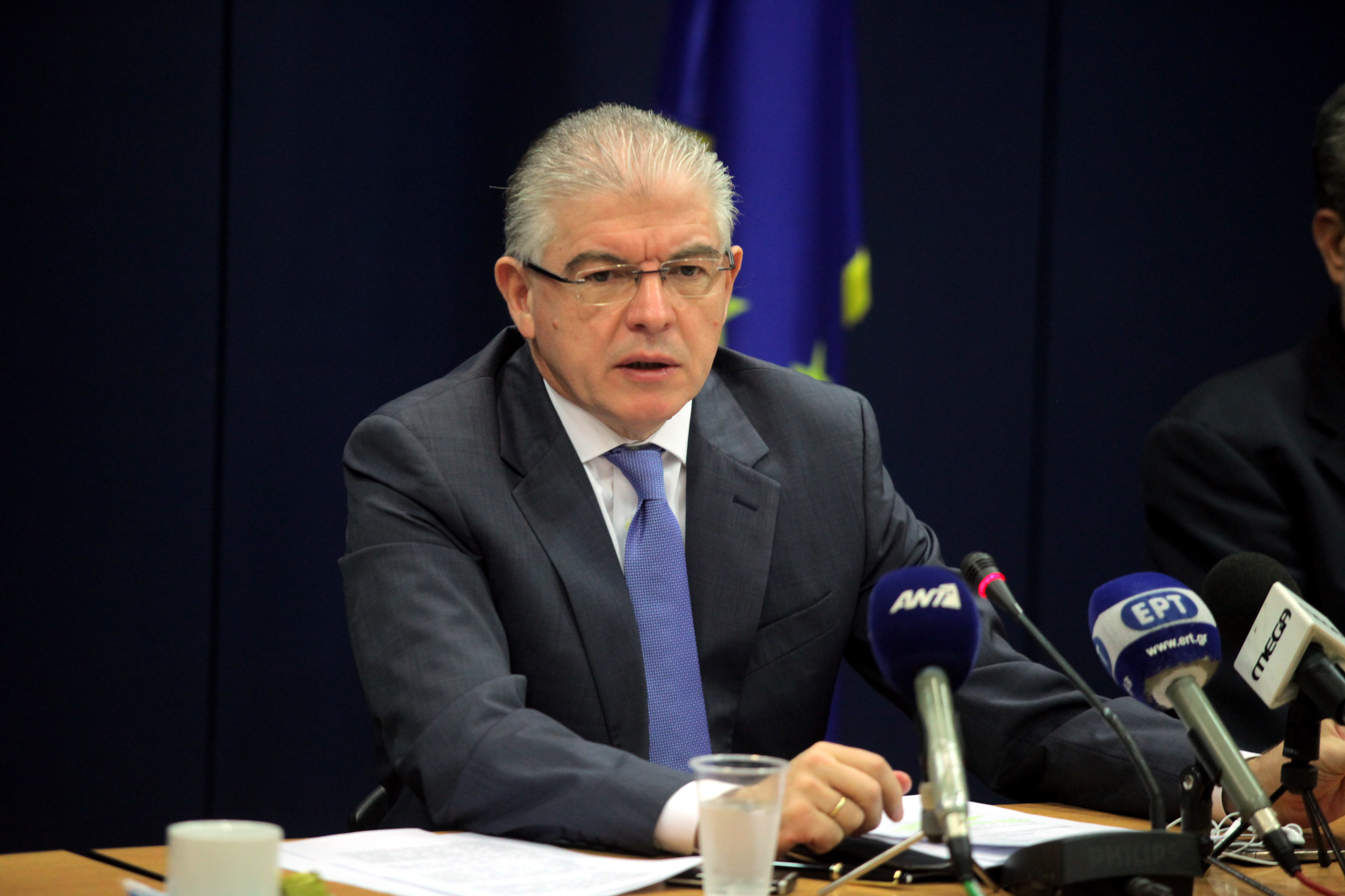 “Καμπανάκι” για όσους αποσύρουν φάρμακα για να επωφεληθούν
