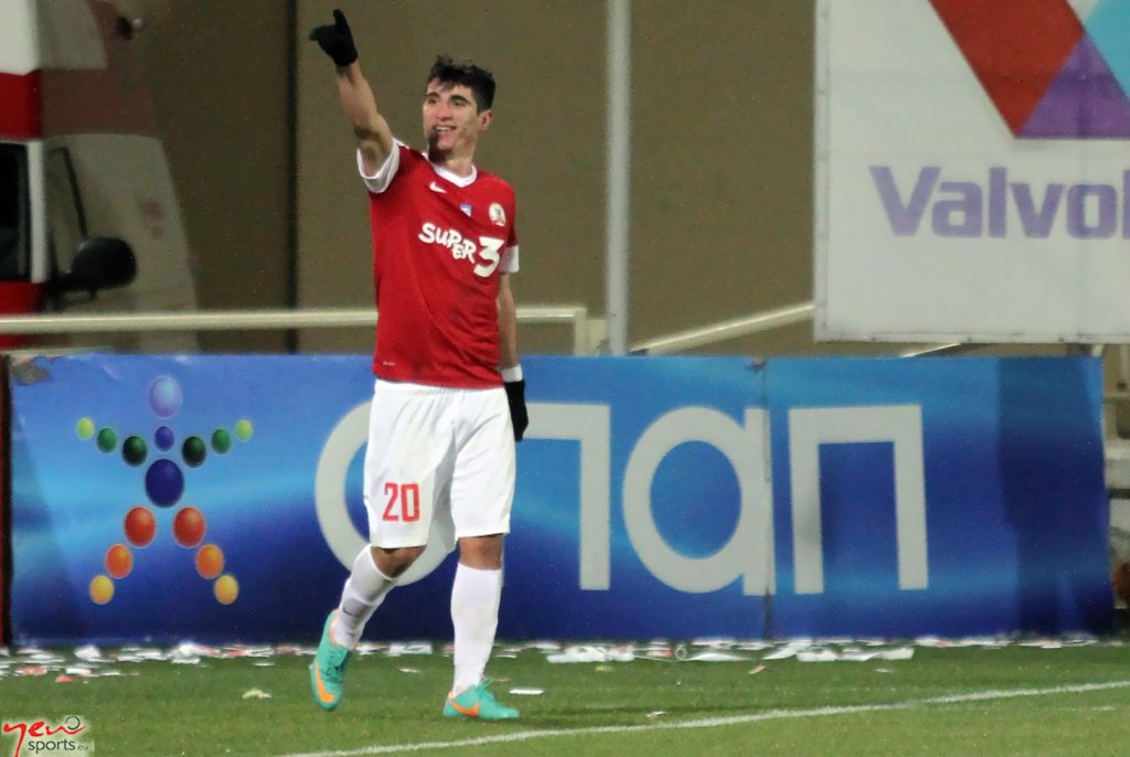 Ο Πέτρος Μάνταλος