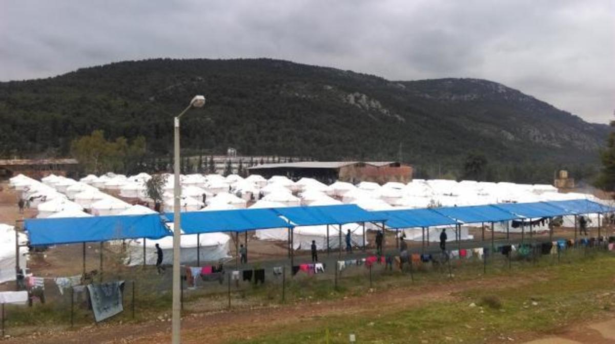 Δείτε τι παρέχουν τα ”προσφυγικά στρατόπεδα” στα οποία συνεισφέρουν οι Ένοπλες Δυνάμεις! Είναι κατάλληλα;