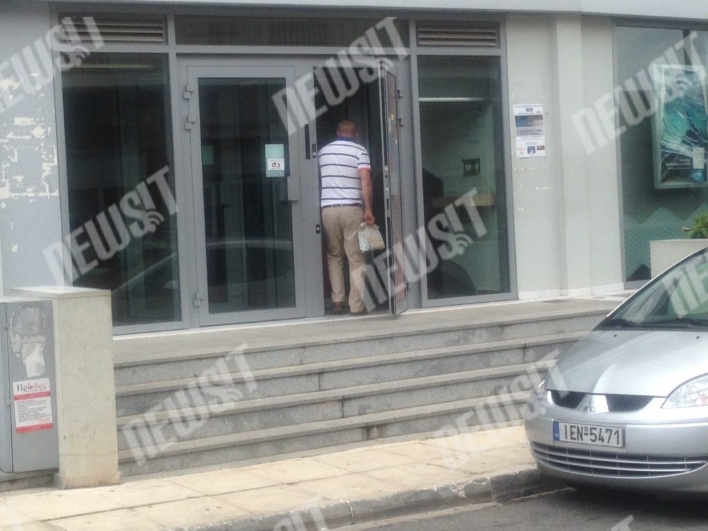 Φοβήθηκαν το “κούρεμα” καταθέσεων και έχασαν τα λεφτά τους