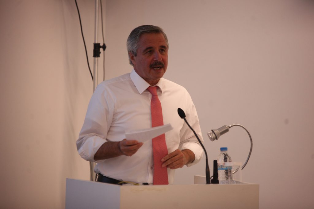 Μανιάτης: 10.000 νέες θέσεις εργασίας μέχρι το 2020