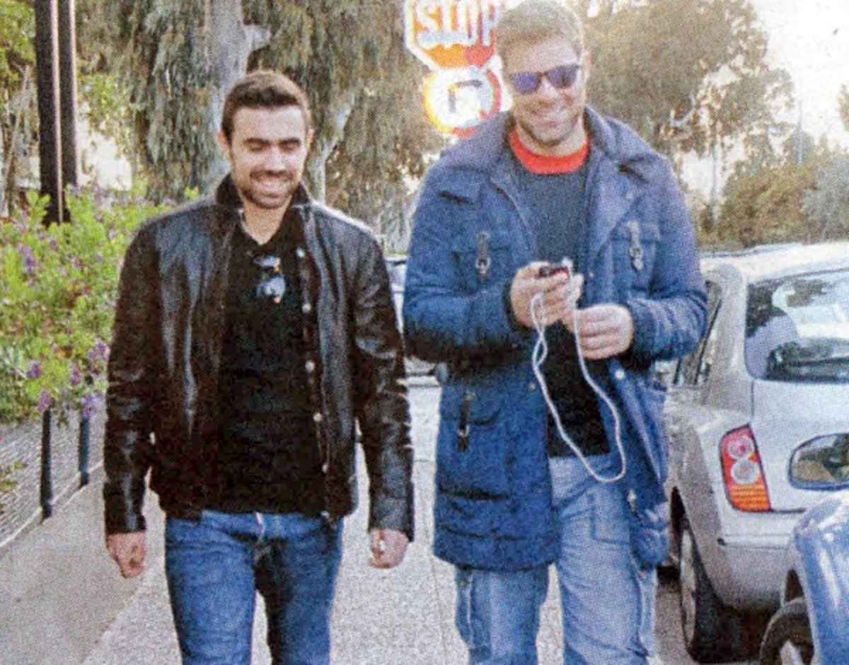 Ο Μανιάτης σε βίντεο κλιπ του Χολίδη! – Δείτε το