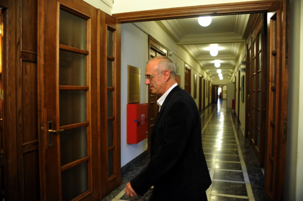 Υπόθεση Μάρδα: Και τώρα τον λένε με το όνομά του – Η κυβέρνηση έβγαλε ανακοίνωση στήριξης