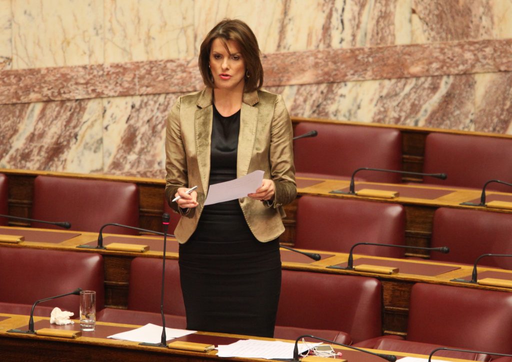 Ποιά είναι η ανεξάρτητη Κατερίνα Μάρκου που είπε ναι στον προϋπολογισμό!