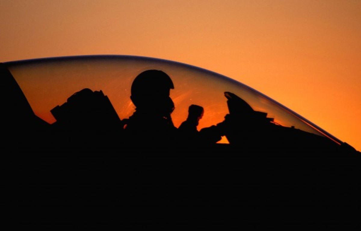 “Μελομακάρονα” στα κόκπτιτ για τους πιλότους των μαχητικών