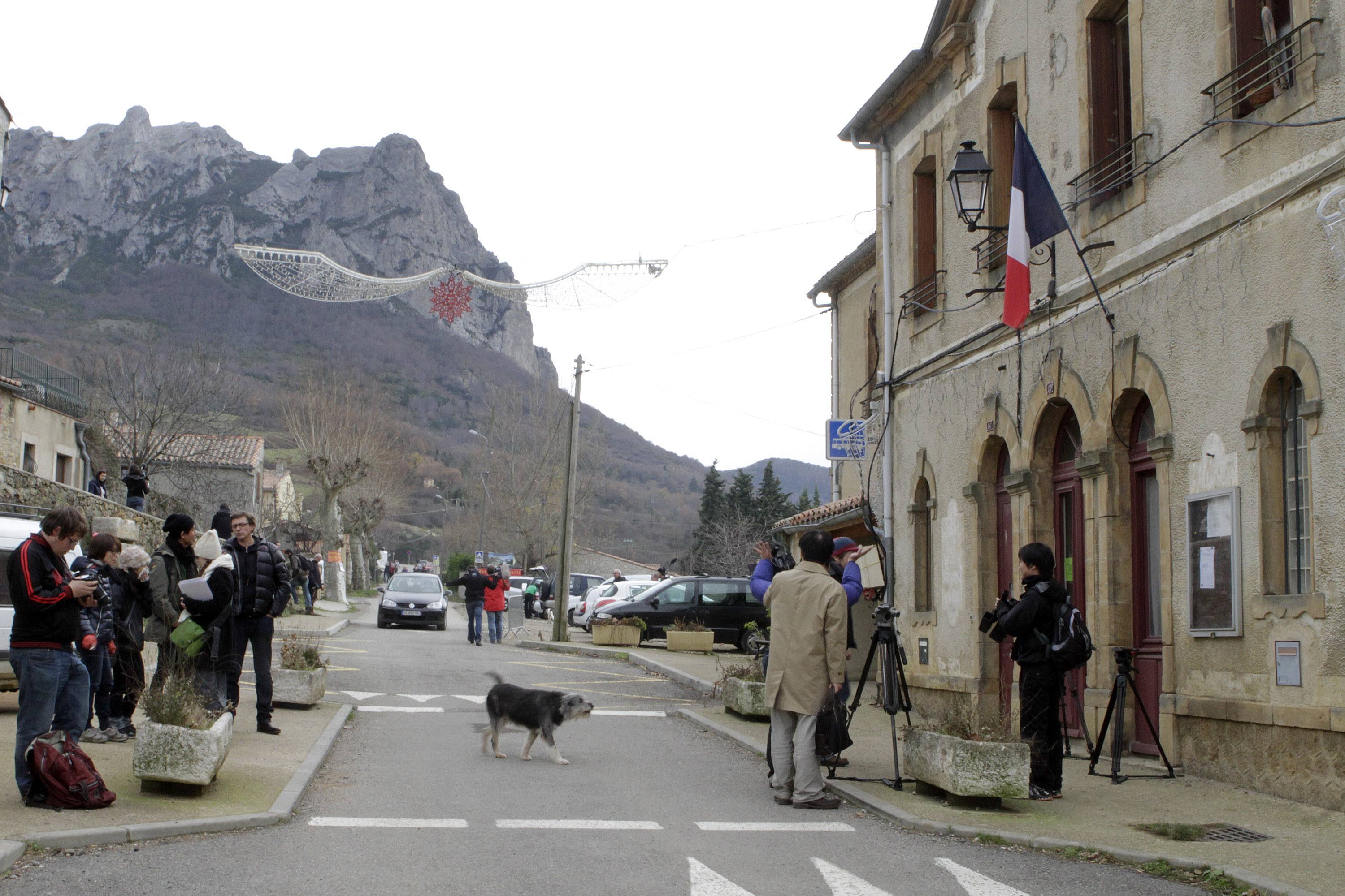 Αστυνομοκρατείται το γαλλικό χωριό που θα σωθεί από το τέλος του κόσμου