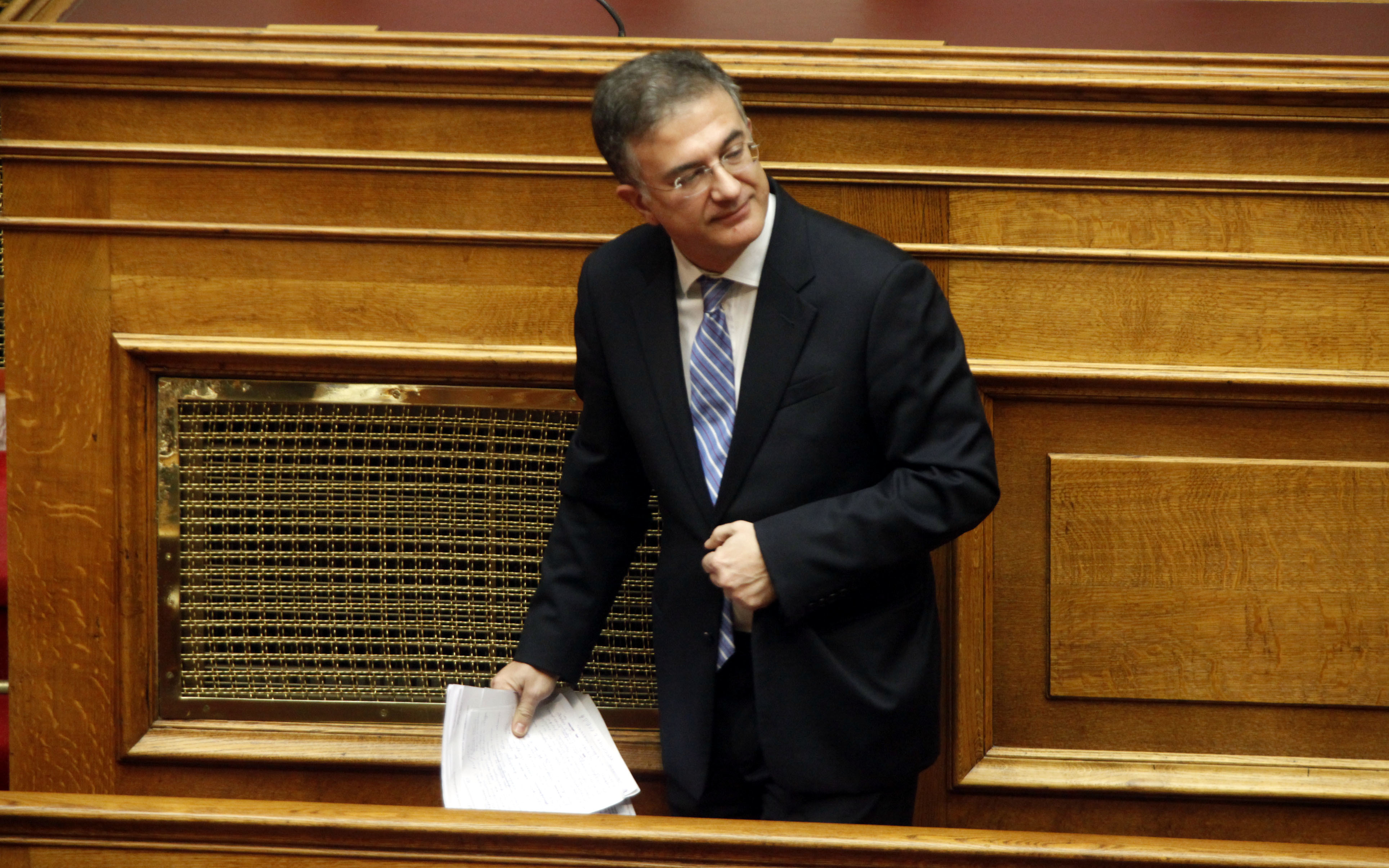 Όχι στις κυμαινόμενες δόσεις για όσους χρωστούν στο Δημόσιο