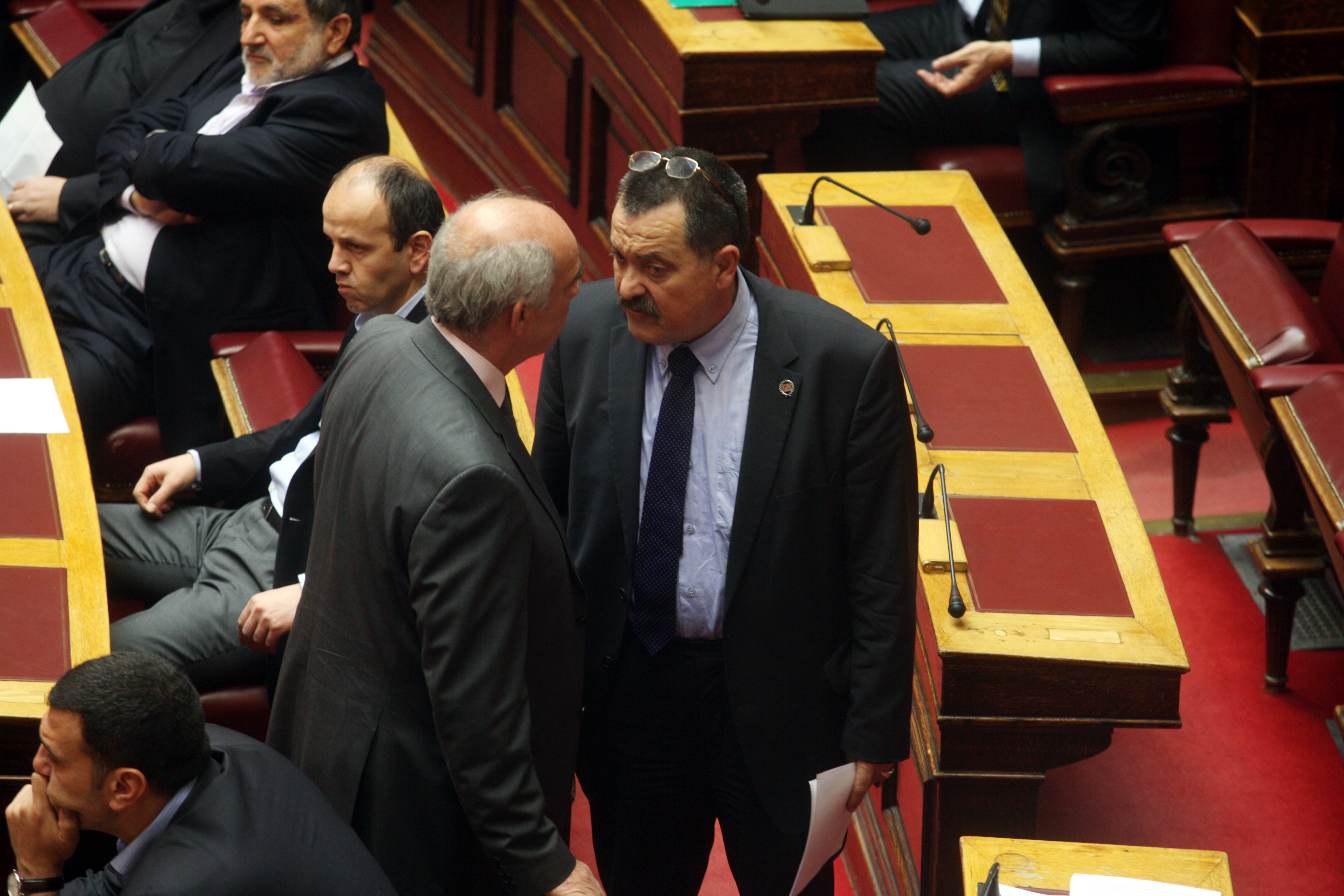 Η ΧΑ δε θέλει τον Δραγασάκη – Ο Μεϊμαράκης σε ρόλο “bodyguard”