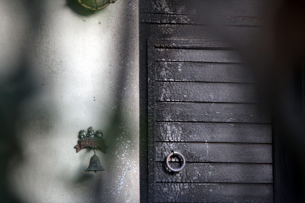 Η “Μαχόμενη Μειοψηφία” πίσω από την εμπρηστική επίθεση στο Ψυχικό