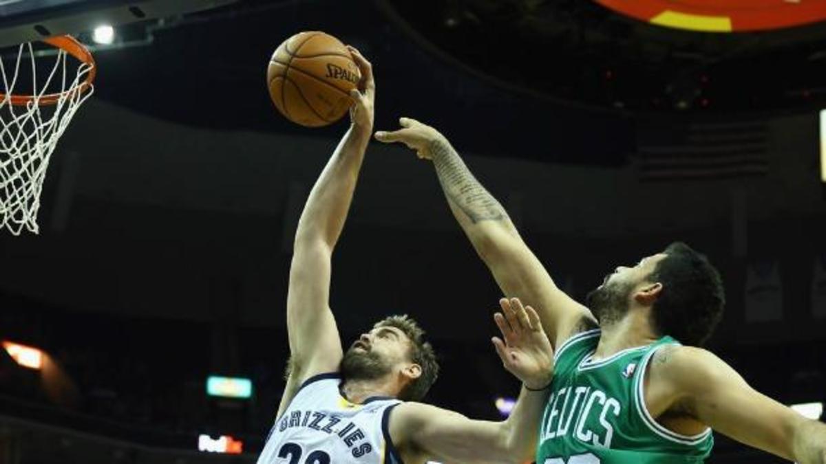 Οι Γκρίζλις “βούλιαξαν” τους Σέλτικς