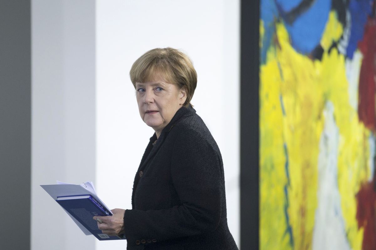 Έκτακτη σύσκεψη για θέματα ασφαλείας παρουσία Μέρκελ στη Γερμανία