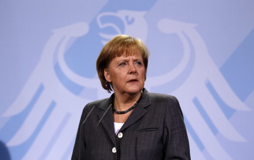Η γερμανίδα Καγκελάριος Άγκελα Μέρκελ σε έναν βαθύ στοχασμό! ΦΩΤΟ REUTERS