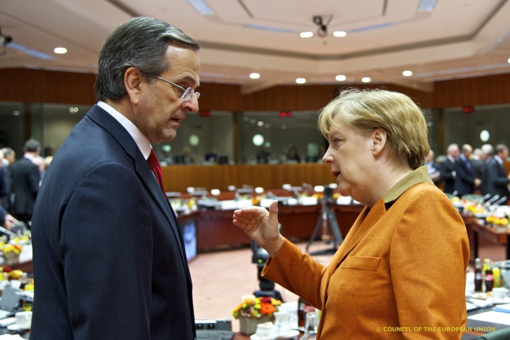 “Δώστε μας όλη τη δόση και γρήγορα” – Στις 10.30 το κρίσιμο ραντεβού Σαμαρά Μέρκελ – Αγώνας δρόμου να ψηφιστούν τα μέτρα πριν το Eurogroup